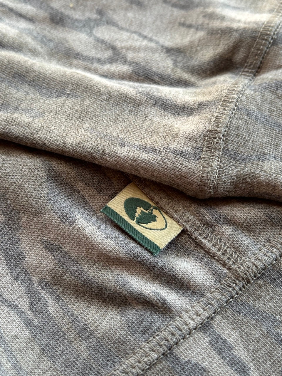 BR Washed Out Hoodie - Mossy Oak® Tri Blend Original Bottomland® Faded Camo